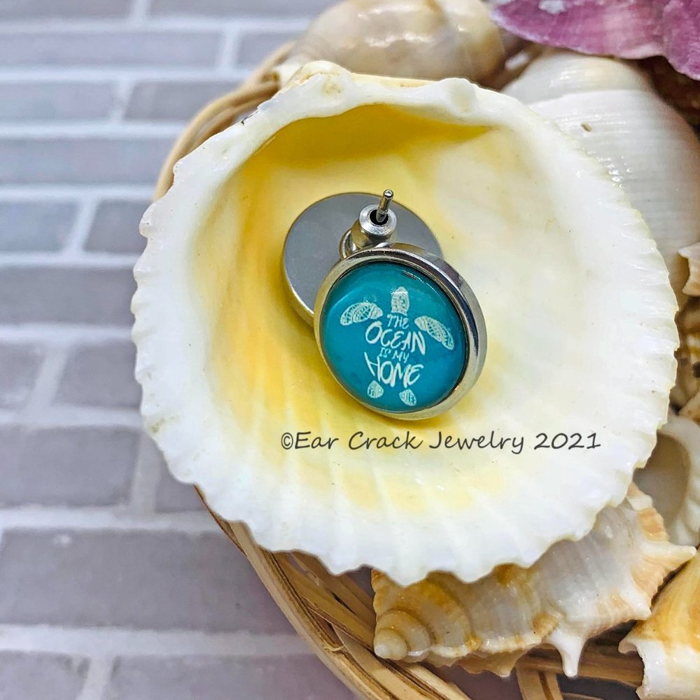 Hand Crafted 12 mm Sea Turtle stud earrings - Picture 5 of 7